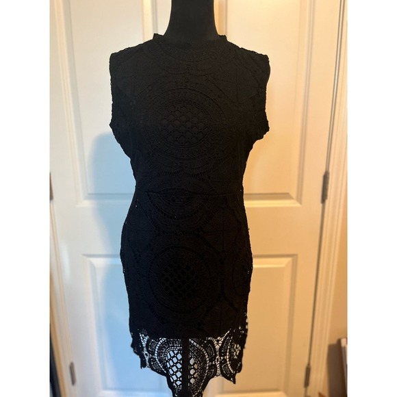 Stella Luce Dresses & Skirts - EUC Stella Luce Black Lace Dress Women’s Large